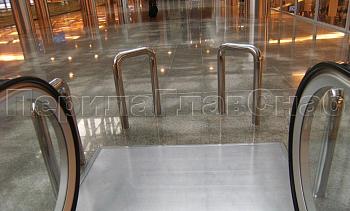 Защитный барьер эскалатора в Краснодаре. Готовые проекты ПерилаГлавСнаб