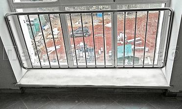 Ограждения из нержавейки экранного типа «Частокол» для окон купить в Краснодаре