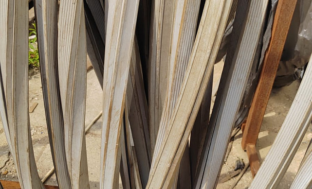 Уплотнитель в поручень с пазом 27х30 для стекла 12мм, EPDM СЕРЫЙ сорт 2 УЦЕНКА Фk306-G-с2 2 Уплотнитель в поручень с пазом 27х30 для стекла 12мм, EPDM СЕРЫЙ сорт 2 УЦЕНКА Фk306-G-с2 2