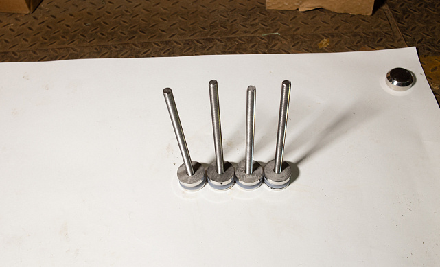 Комплект торцевого крепления несущего стекла, гайка-шайба Ø50х10х18 мм с внутренней резьбой М16(для оцинковки), полированный AISI 304, уценка k277-7-У 6